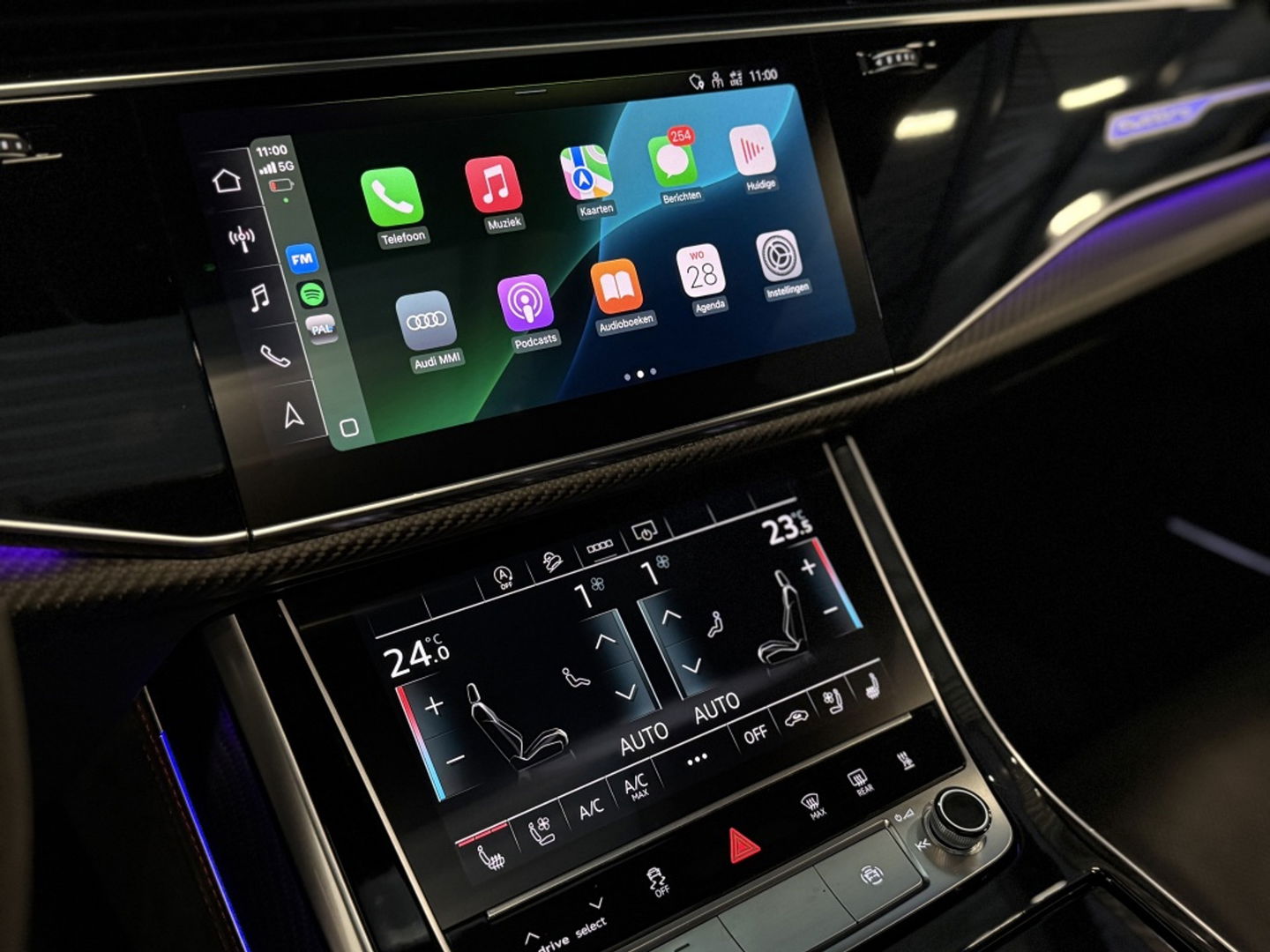 Audi Q8 4.0 TFSI V8T 601PK RS Q8 q. / carbon / ceramic brakes / B&O