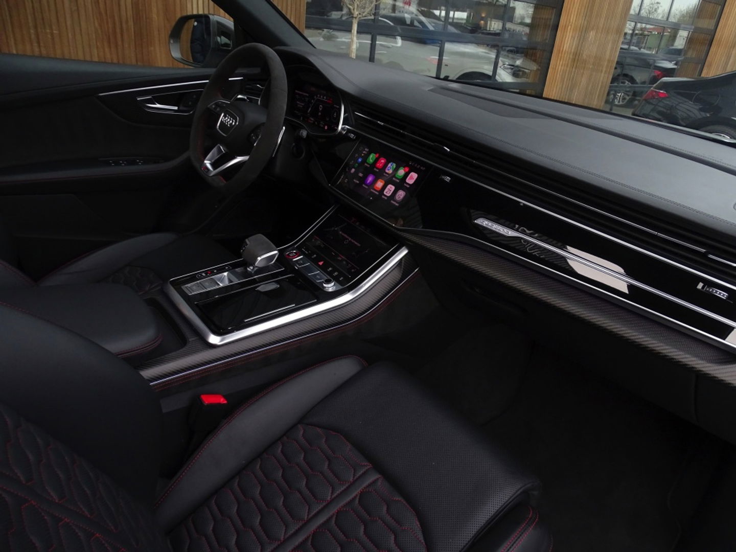 Audi Q8 4.0 TFSI V8T 601PK RS Q8 q. / carbon / ceramic brakes / B&O