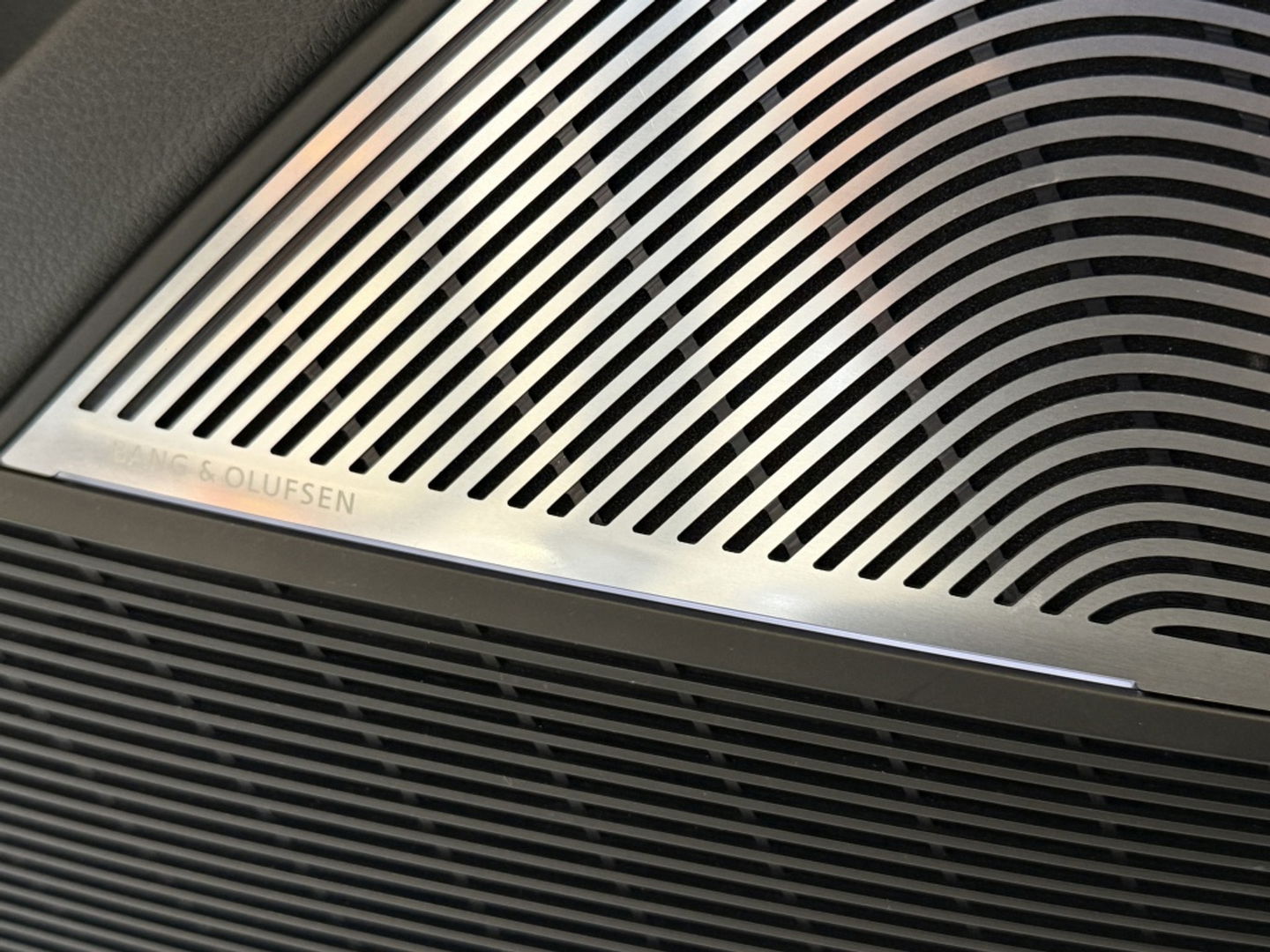 Audi Q8 4.0 TFSI V8T 601PK RS Q8 q. / carbon / ceramic brakes / B&O