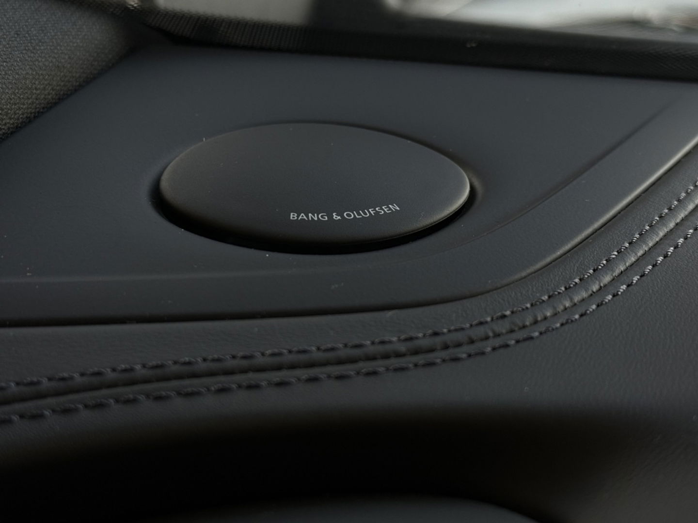 Audi Q8 4.0 TFSI V8T 601PK RS Q8 q. / carbon / ceramic brakes / B&O