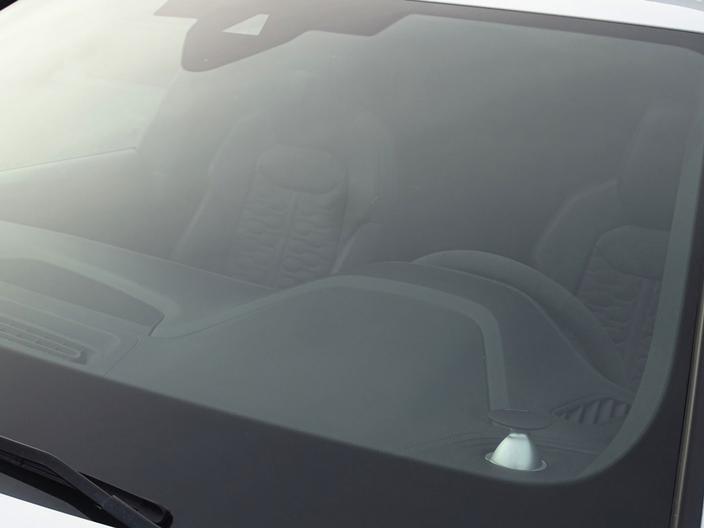 Audi Q8 4.0 TFSI V8T 601PK RS Q8 q. / carbon / ceramic brakes / B&O