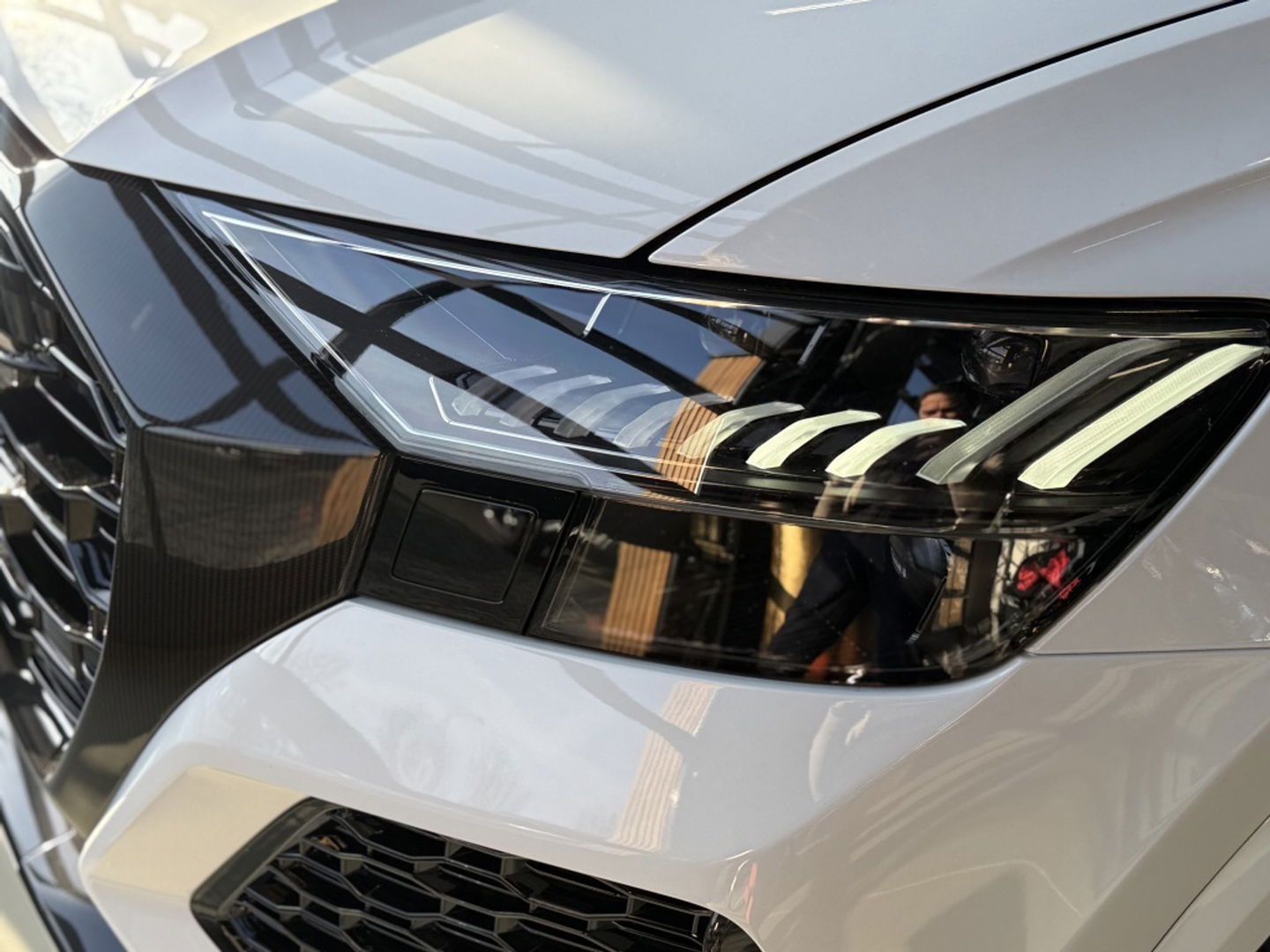 Audi Q8 4.0 TFSI V8T 601PK RS Q8 q. / carbon / ceramic brakes / B&O