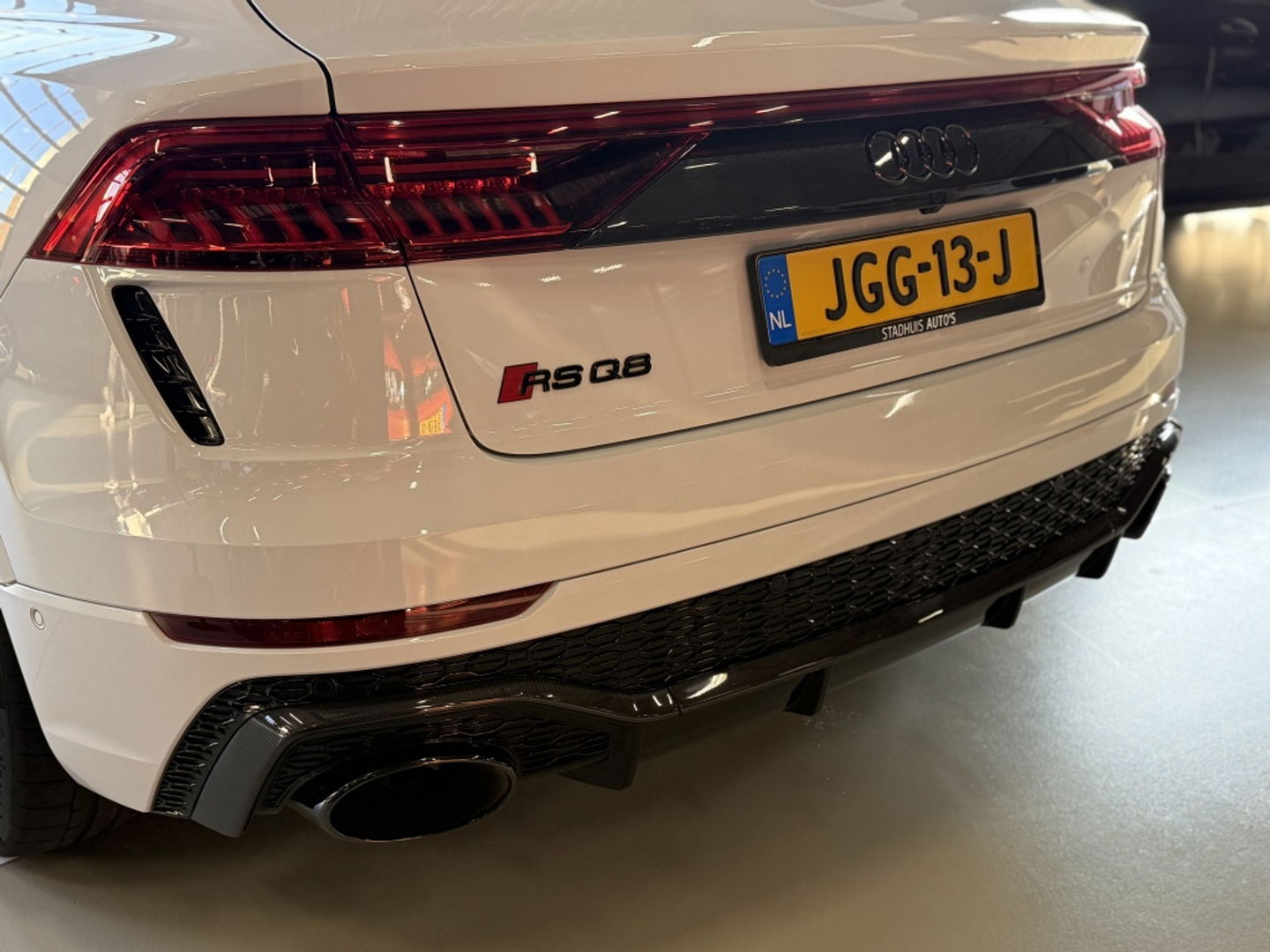 Audi Q8 4.0 TFSI V8T 601PK RS Q8 q. / carbon / ceramic brakes / B&O