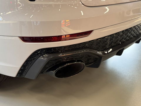 Audi Q8 4.0 TFSI V8T 601PK RS Q8 q. / carbon / ceramic brakes / B&O