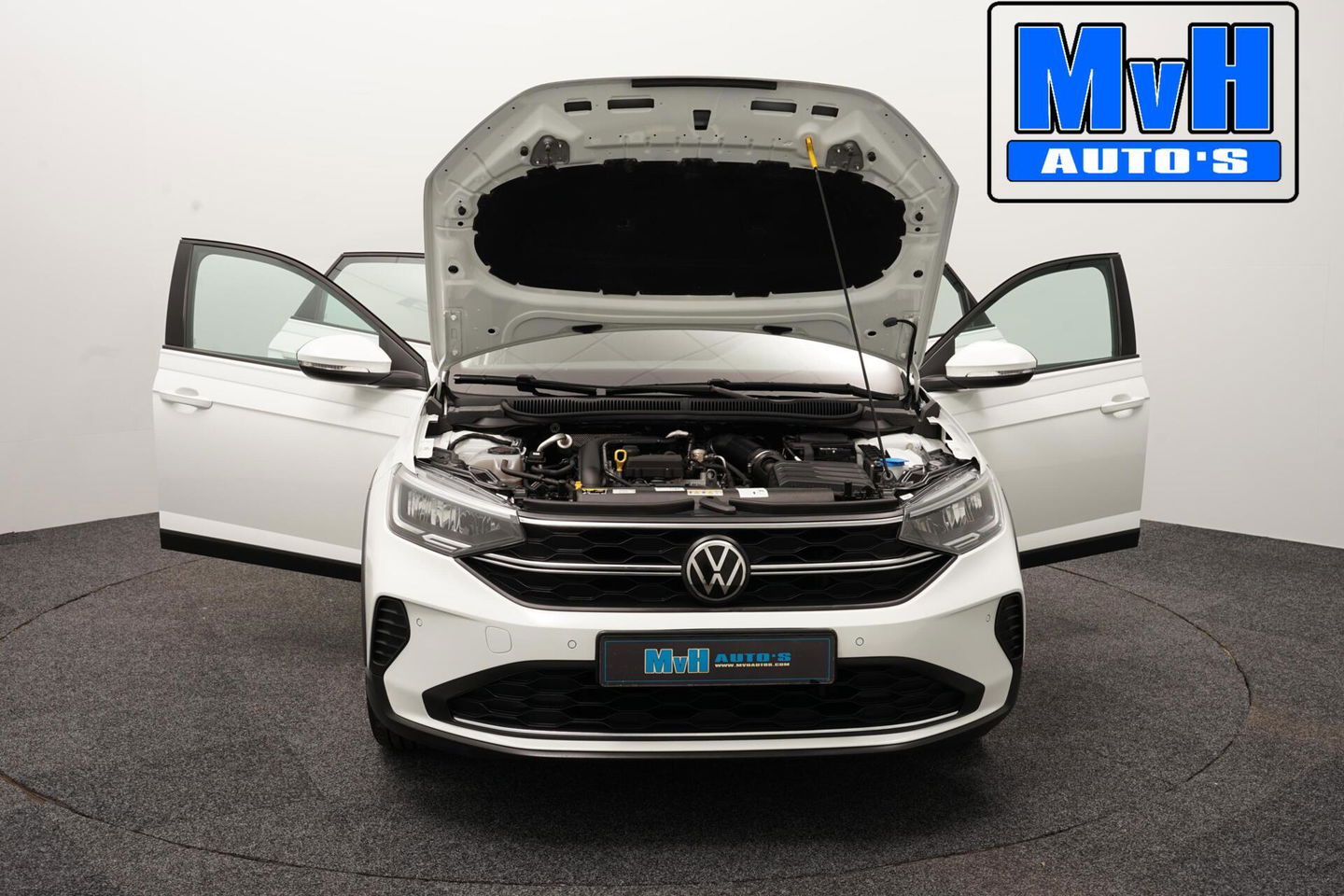 Volkswagen Taigo 1.0 TSI|STOELVERW|CAMERA|PDC|VIRTUAL|NAVI