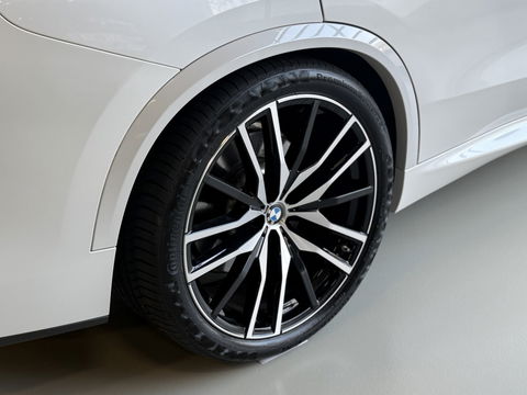 BMW X5 45e 394PK X-drive / M-sport / 22" / Harman Kardon / Laser