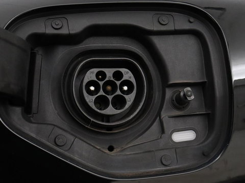 Audi A3 40 TFSIe Business edition | Adaptive cruise | Sportstoelen | Carplay | Virtual Cockpit | Audi Sound | Climate control | Navigatie | Full LED | PHEV | Plug In