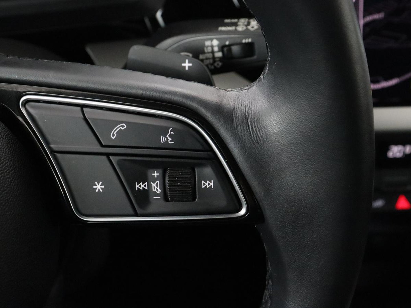 Audi A3 40 TFSIe Business edition | Adaptive cruise | Sportstoelen | Carplay | Virtual Cockpit | Audi Sound | Climate control | Navigatie | Full LED | PHEV | Plug In