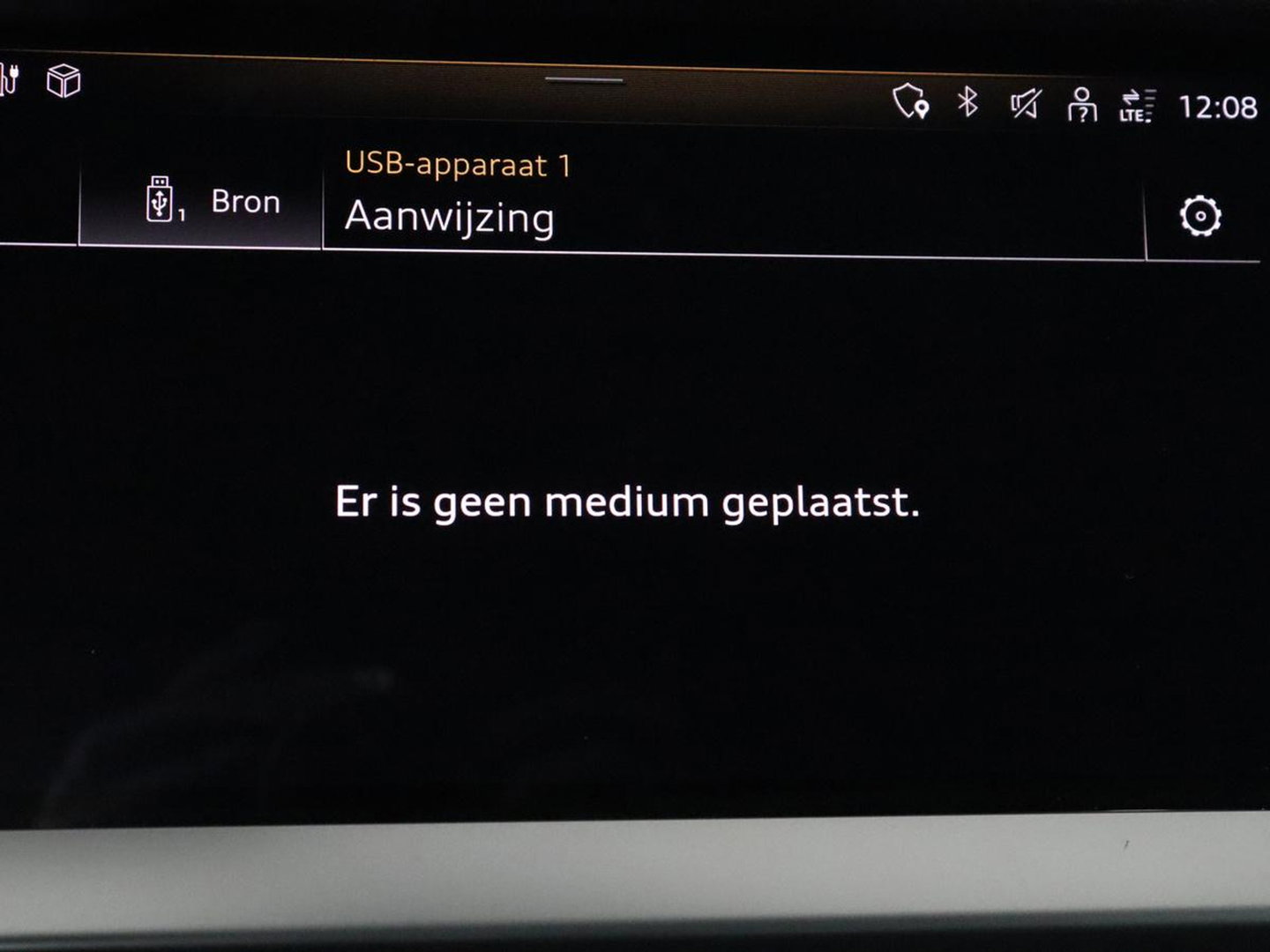 Audi A3 40 TFSIe Business edition | Adaptive cruise | Sportstoelen | Carplay | Virtual Cockpit | Audi Sound | Climate control | Navigatie | Full LED | PHEV | Plug In
