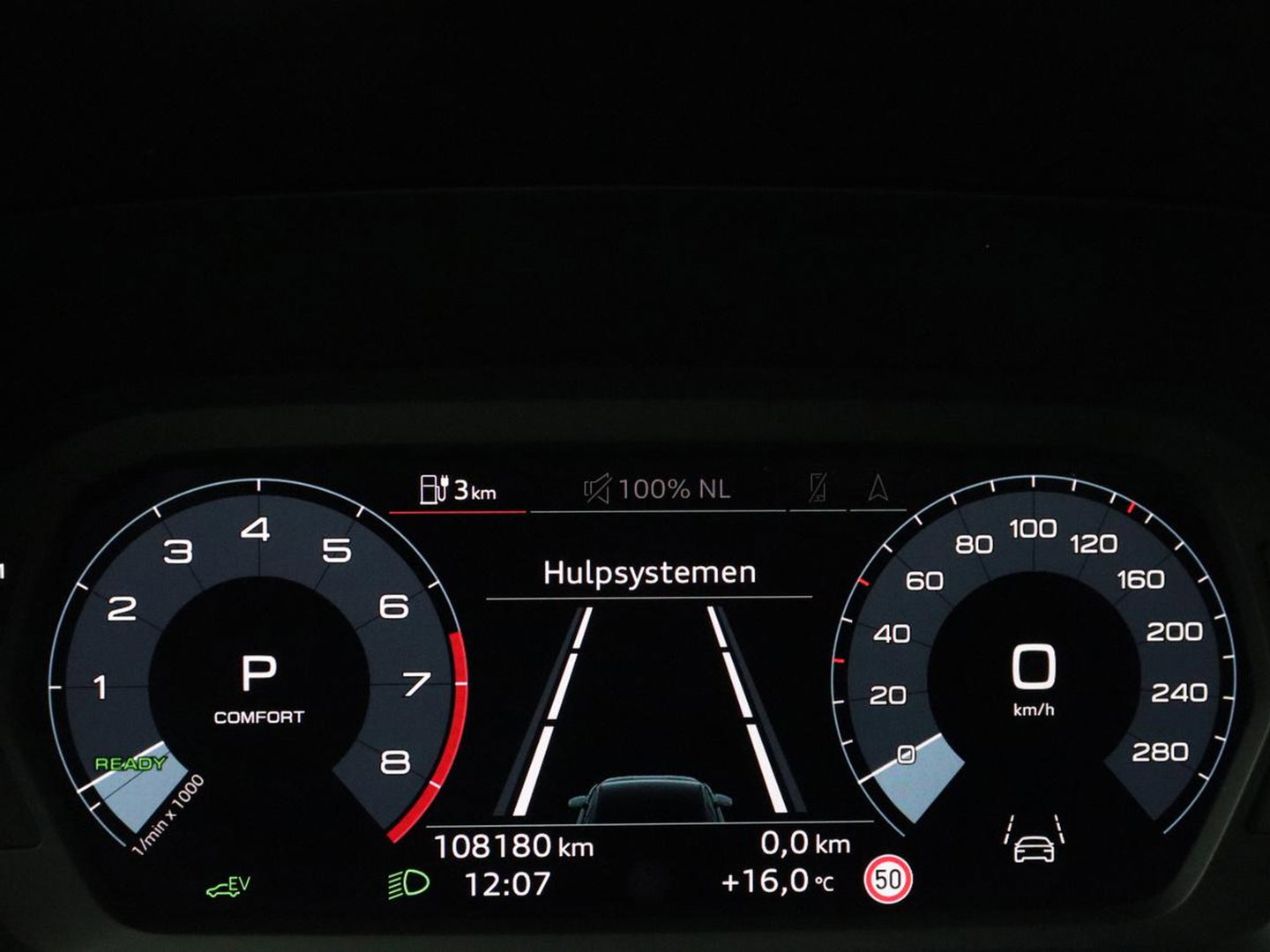 Audi A3 40 TFSIe Business edition | Adaptive cruise | Sportstoelen | Carplay | Virtual Cockpit | Audi Sound | Climate control | Navigatie | Full LED | PHEV | Plug In