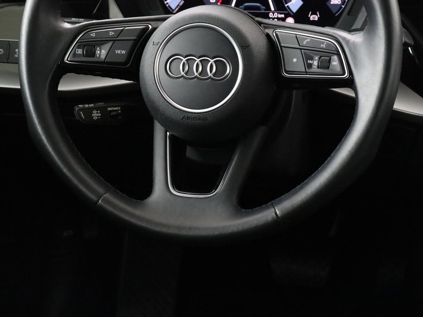 Audi A3 40 TFSIe Business edition | Adaptive cruise | Sportstoelen | Carplay | Virtual Cockpit | Audi Sound | Climate control | Navigatie | Full LED | PHEV | Plug In