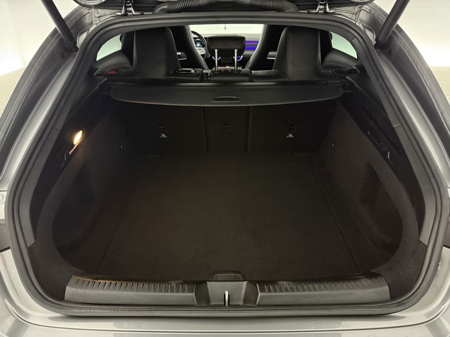 Mercedes-Benz CLA-Klasse Shooting Brake 200 AMG | Pano | Sfeer | Virtual | Camera | Trekh. | Carplay | LED | NAP