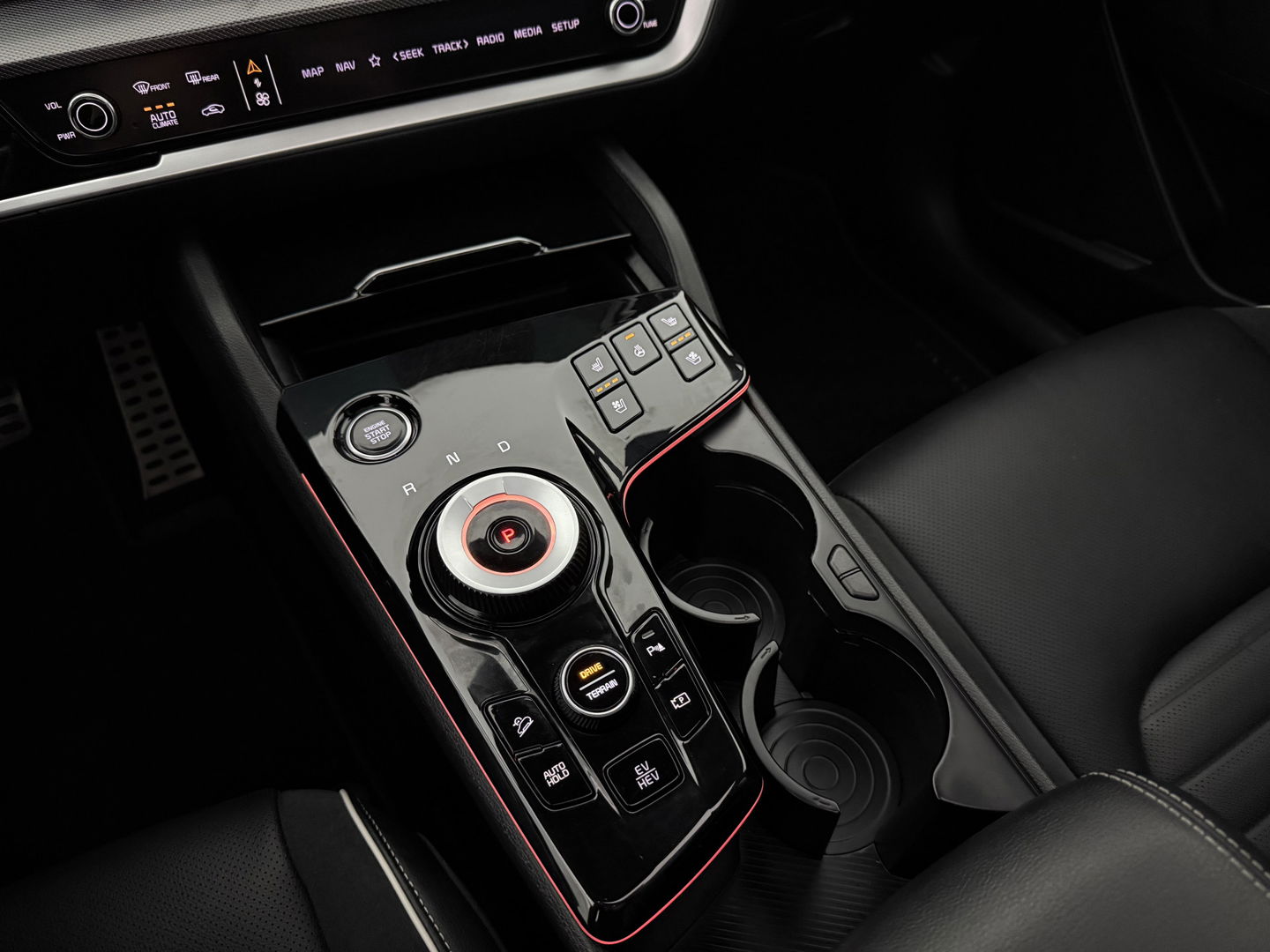 Kia Sportage 1.6 T-GDi PHEV AWD GT-Line | SOH 97% | Pano | 360° | Memory | Virtual | Sfeer | Carplay | Trekh. | Stoel/Stuurverw. | Adap. Cruise |