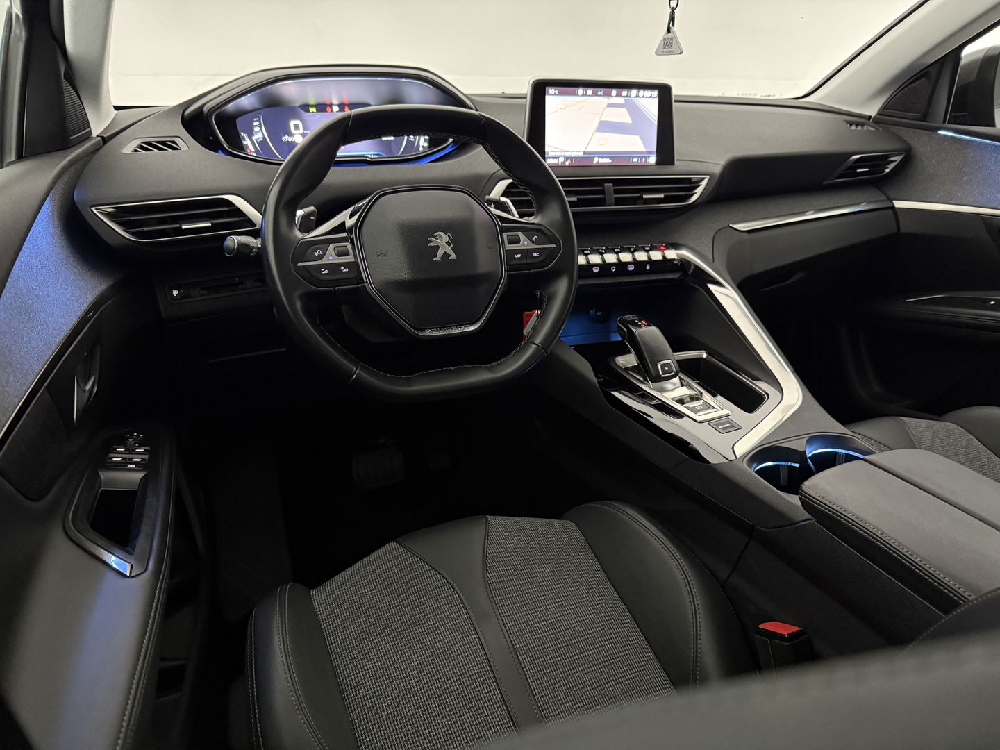 Peugeot 5008 1.2 PureTech 7p. | 360° | Virtual | Sfeer | Trekh. | Carplay | Cruise | Navi | NAP