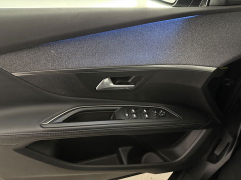 Peugeot 5008 1.2 PureTech 7p. | 360° | Virtual | Sfeer | Trekh. | Carplay | Cruise | Navi | NAP