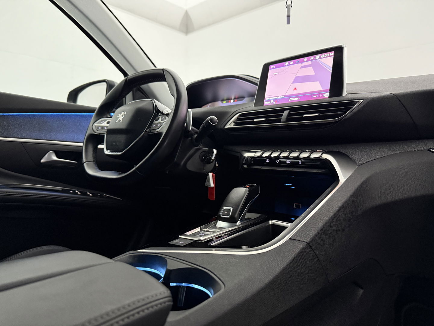 Peugeot 5008 1.2 PureTech 7p. | 360° | Virtual | Sfeer | Trekh. | Carplay | Cruise | Navi | NAP