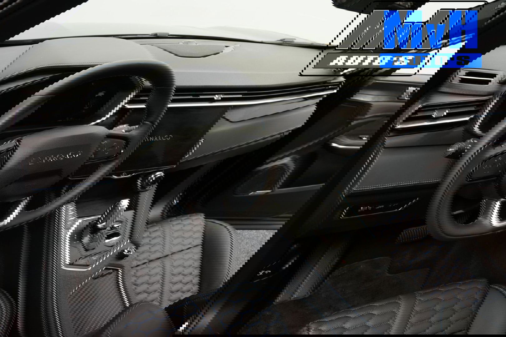 Lynk & Co 01 1.5 Hybride|FULL BLACK XL|ZWARTE.HEMEL|LEER|TREKH