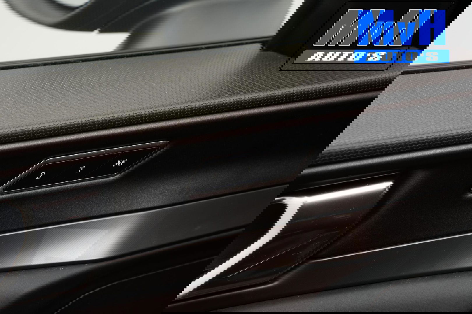 Lynk & Co 01 1.5 Hybride|FULL BLACK XL|ZWARTE.HEMEL|LEER|TREKH