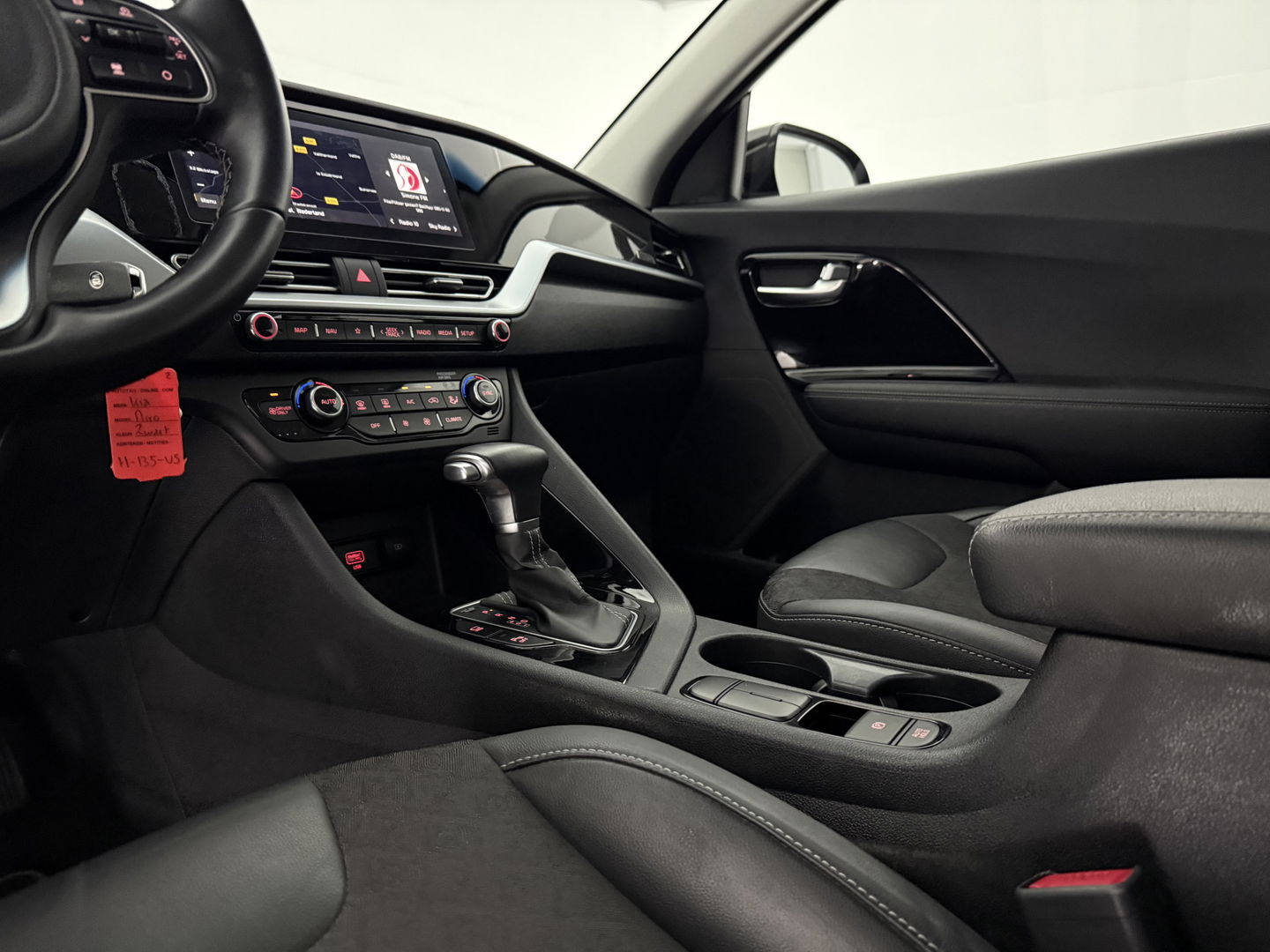 Kia Niro 1.6 GDi Hybrid 141PK DynamicLine | Camera | Adap. Cruise | Trekh. | Carplay | Navi | Parkeersens. | NAP