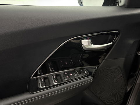 Kia Niro 1.6 GDi Hybrid 141PK DynamicLine | Camera | Adap. Cruise | Trekh. | Carplay | Navi | Parkeersens. | NAP