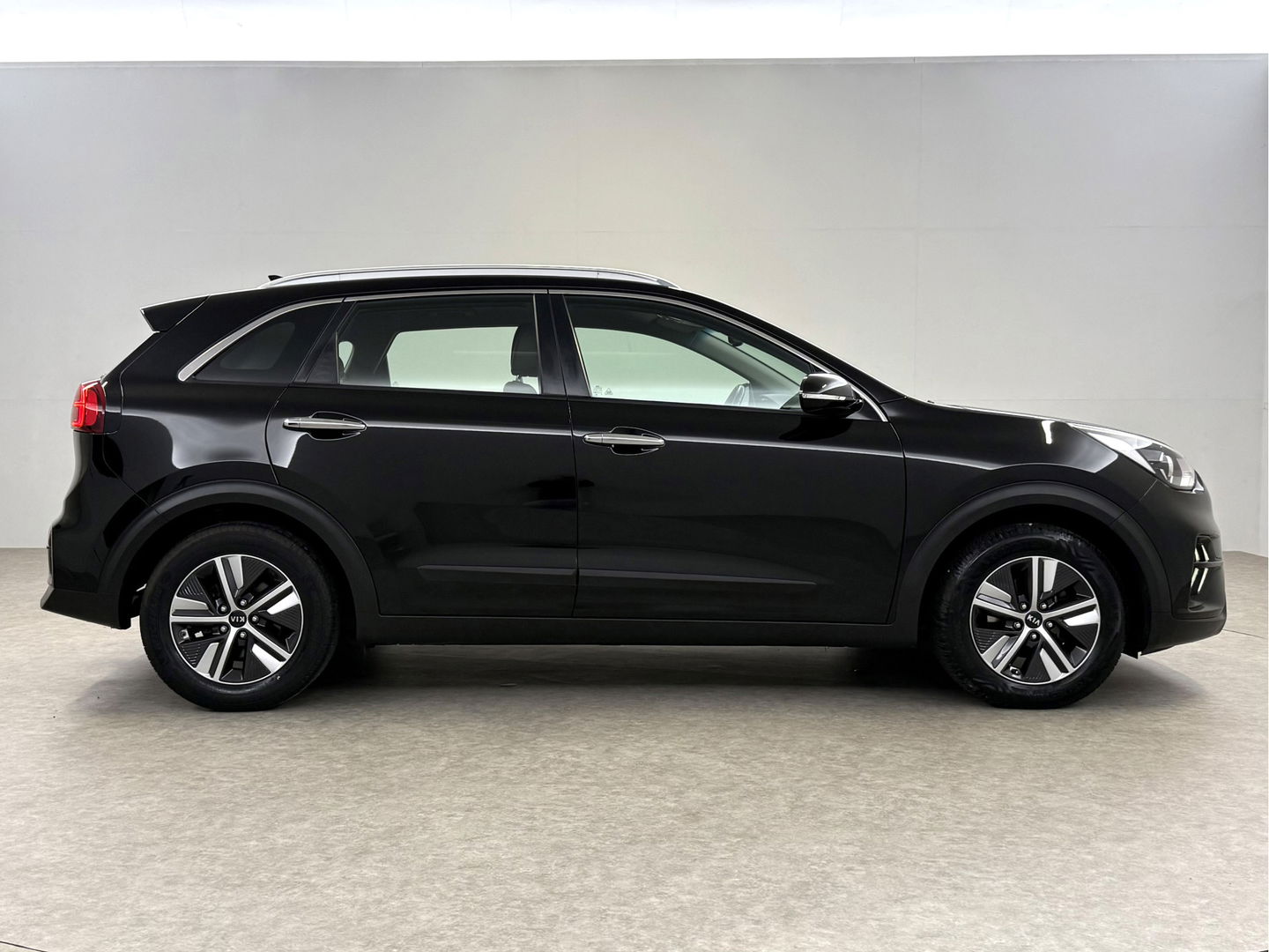 Kia Niro 1.6 GDi Hybrid 141PK DynamicLine | Camera | Adap. Cruise | Trekh. | Carplay | Navi | Parkeersens. | NAP