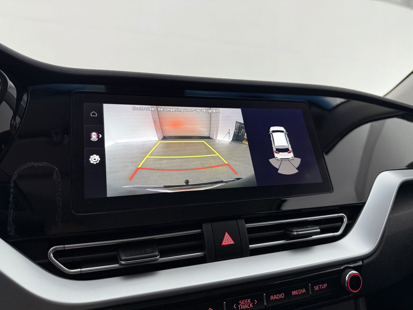 Kia Niro 1.6 GDi Hybrid 141PK DynamicLine | Camera | Adap. Cruise | Trekh. | Carplay | Navi | Parkeersens. | NAP