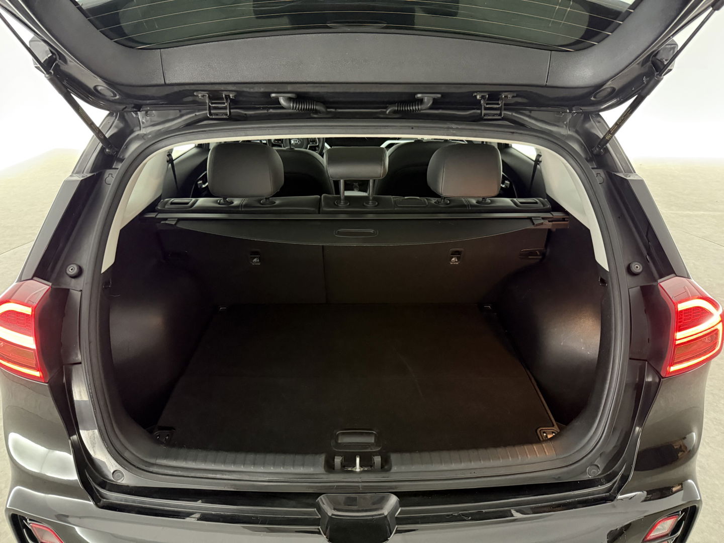 Kia Niro 1.6 GDi Hybrid 141PK DynamicLine | Camera | Adap. Cruise | Trekh. | Carplay | Navi | Parkeersens. | NAP