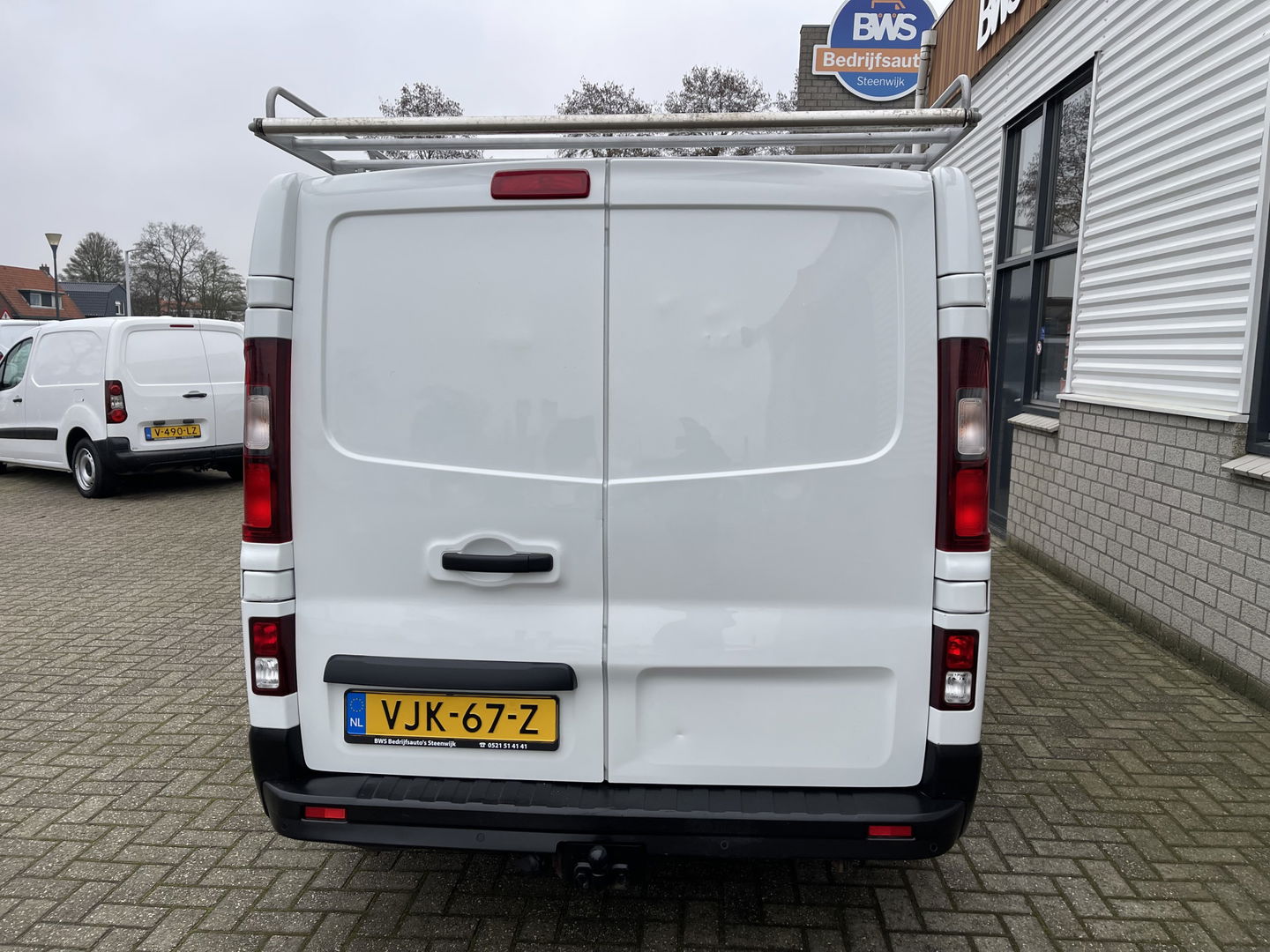 Renault Trafic 2.0 dCi 120pk T29 L2H1 Work Edition / vaste prijs rijklaar € 14.950 ex btw / lease vanaf € 252 / imperial / cruise / airco / navigatie / sidebars / euro 6