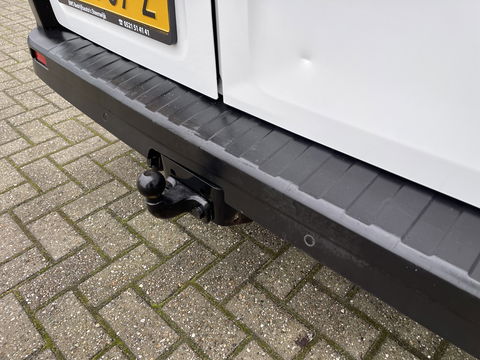 Renault Trafic 2.0 dCi 120pk T29 L2H1 Work Edition / vaste prijs rijklaar € 14.950 ex btw / lease vanaf € 252 / imperial / cruise / airco / navigatie / sidebars / euro 6