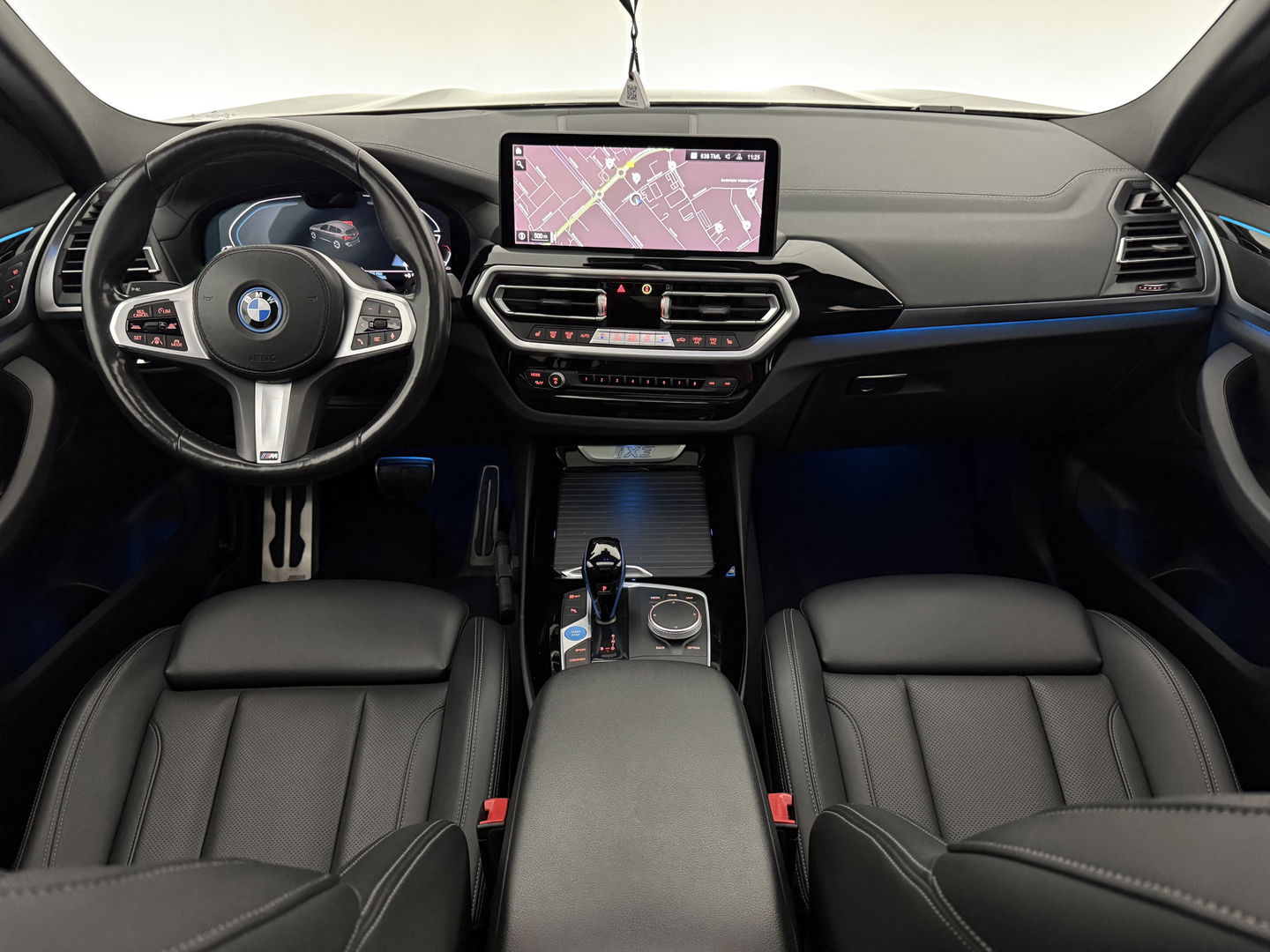 BMW iX3 Executive 80 kWh M-Sport | SOH 95% | Snelladen | Pano | Virtual | Sfeer | Camera | Memory | Carplay | Adap. Cruise | NAP
