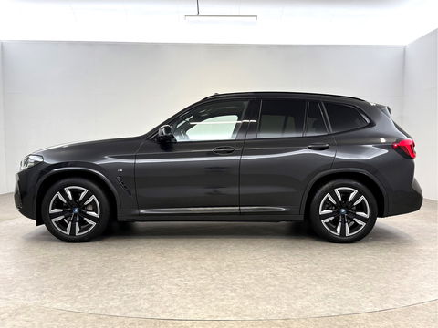 BMW iX3 Executive 80 kWh M-Sport | SOH 95% | Snelladen | Pano | Virtual | Sfeer | Camera | Memory | Carplay | Adap. Cruise | NAP