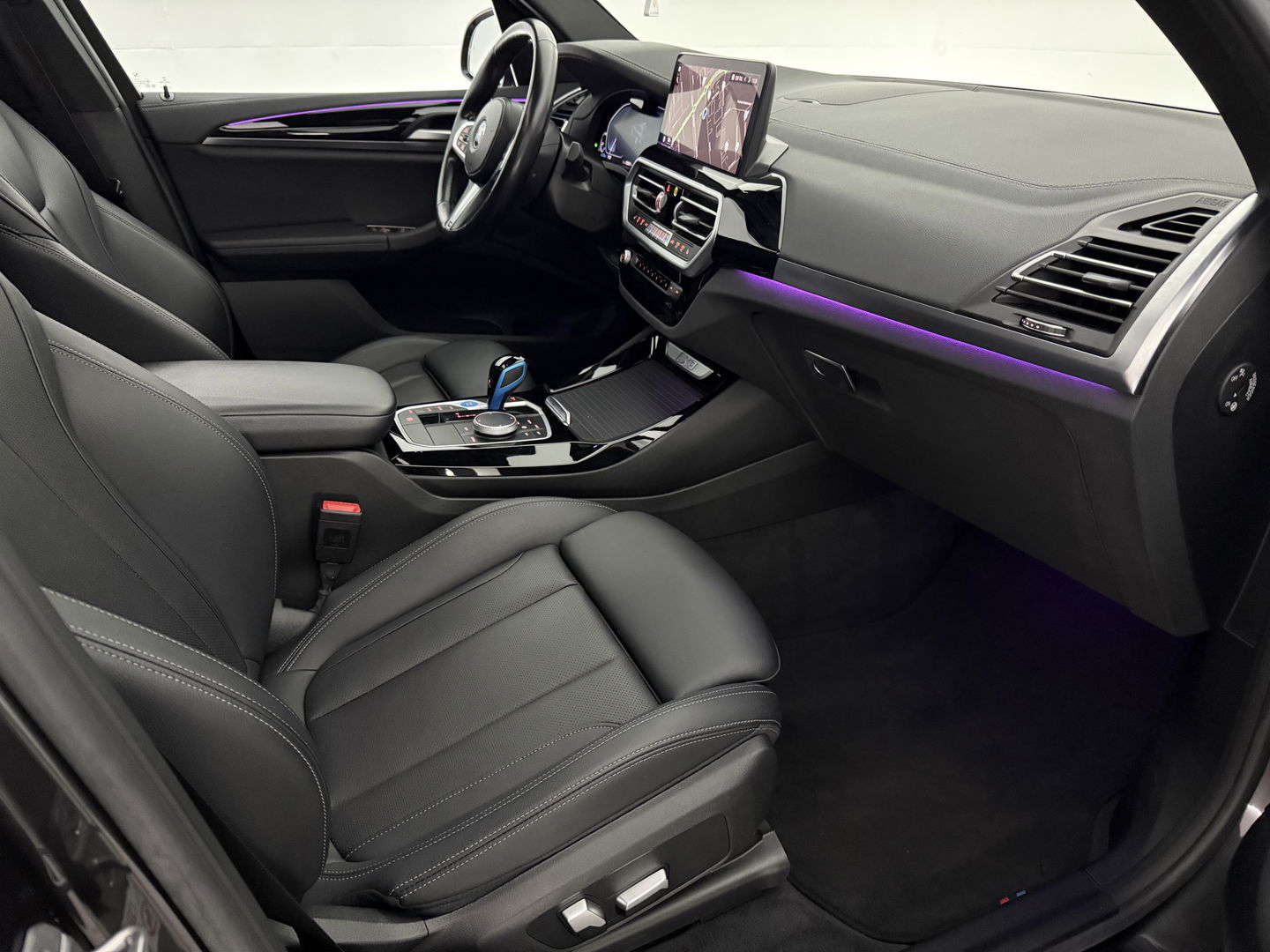 BMW iX3 Executive 80 kWh M-Sport | SOH 95% | Snelladen | Pano | Virtual | Sfeer | Camera | Memory | Carplay | Adap. Cruise | NAP