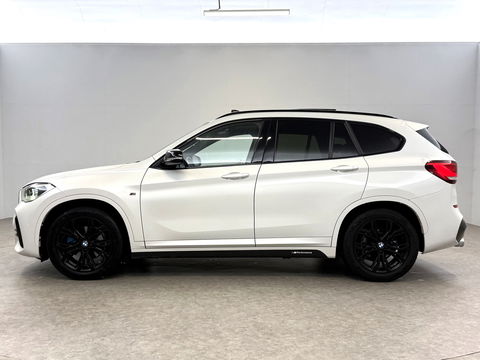 BMW X1 sDrive18i M-Sport | Pano | Camera | Sfeer | Trekh. | Navigatie | Stoelverw. | Cruise
