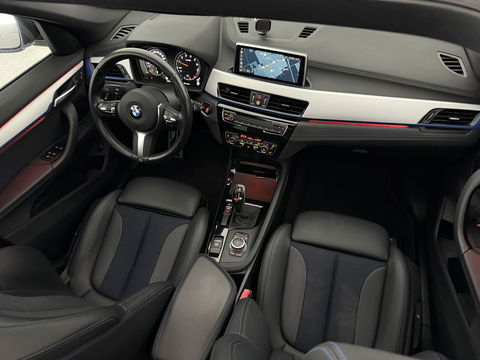 BMW X1 sDrive18i M-Sport | Pano | Camera | Sfeer | Trekh. | Navigatie | Stoelverw. | Cruise