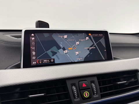 BMW X1 sDrive18i M-Sport | Pano | Camera | Sfeer | Trekh. | Navigatie | Stoelverw. | Cruise