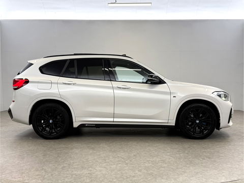 BMW X1 sDrive18i M-Sport | Pano | Camera | Sfeer | Trekh. | Navigatie | Stoelverw. | Cruise
