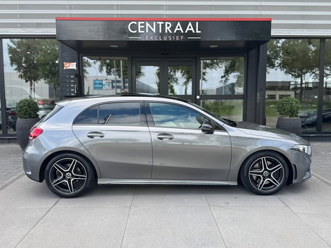 Mercedes-Benz A-Klasse 250 AMG|Pano|Camera|Carplay|Ambient Light|Stoelverwarming|224PK