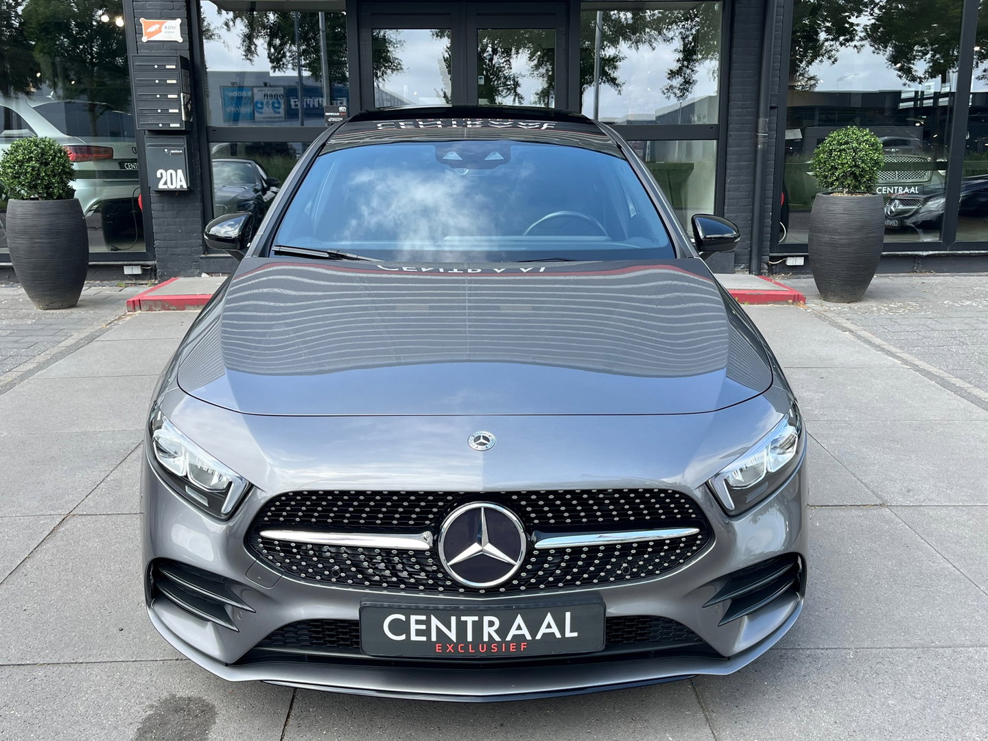 Mercedes-Benz A-Klasse 250 AMG|Pano|Camera|Carplay|Ambient Light|Stoelverwarming|224PK