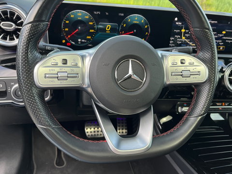 Mercedes-Benz A-Klasse 250 AMG|Pano|Camera|Carplay|Ambient Light|Stoelverwarming|224PK