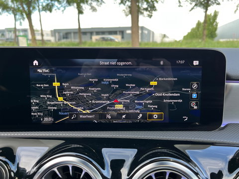 Mercedes-Benz A-Klasse 250 AMG|Pano|Camera|Carplay|Ambient Light|Stoelverwarming|224PK