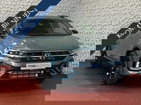 Volkswagen T-Roc - 1.5 TSI 150PK R-LINE PANORAMA BLACKLINE EVO IQ LIGHT ALCANTARA ELEK.KLEP CARPLAY STOEL/STUUR VERW. 19"LMV VIR.COCKPIT 07/2025 ✅Top Auto's Wijchen✅ 170 Nieuwe en bijna nieuwe Auto's met : Benzine /  PHEV / Plug in hybrid / Hybrid / Mild hybrid / HEV /Keuze