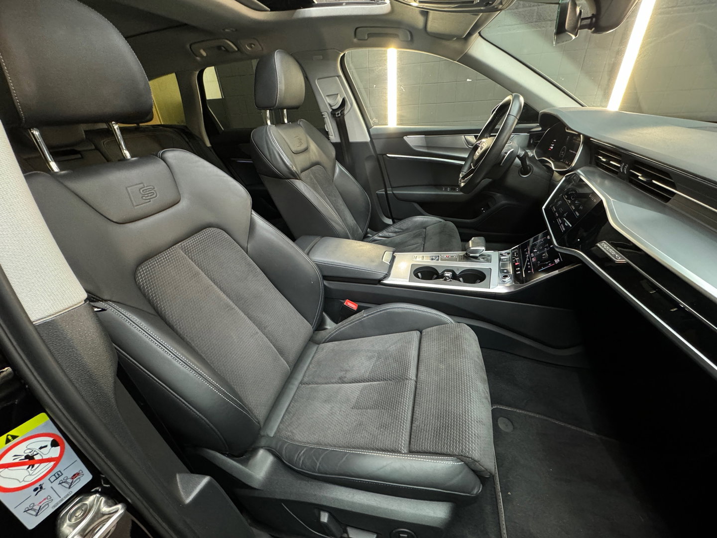 Audi A6 Avant 55 TFSI e quattro Competi Pano|Memory|Trekhaak