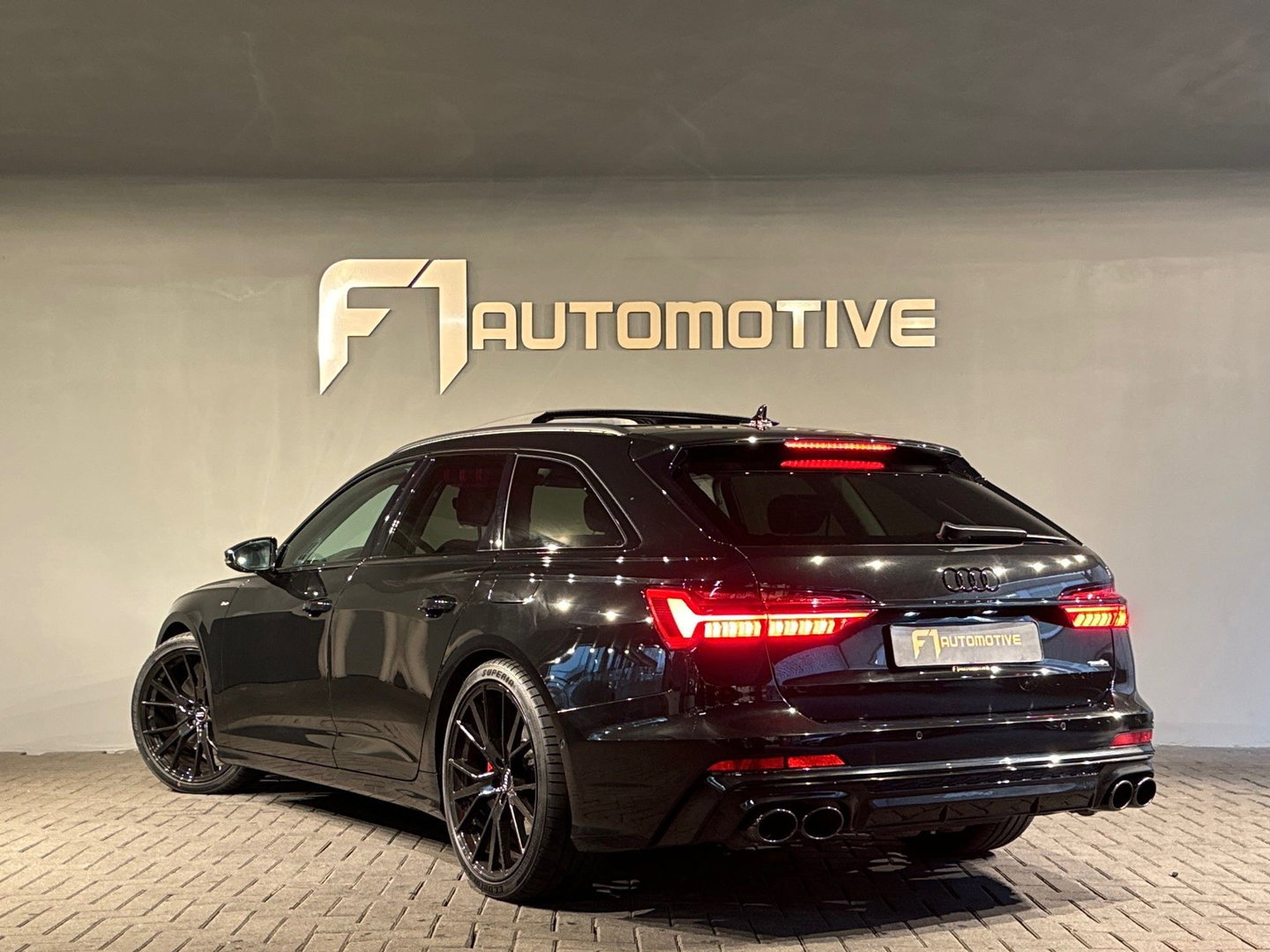 Audi A6 Avant 55 TFSI e quattro Competi Pano|Memory|Trekhaak