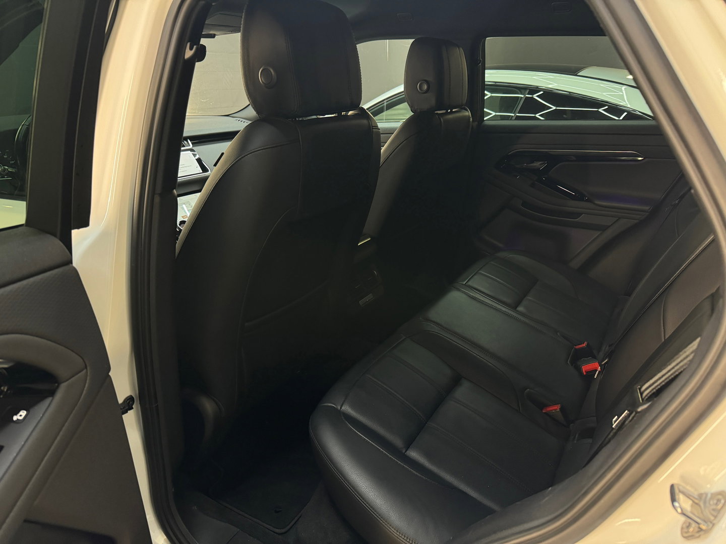 Land Rover Range Rover Evoque 1.5 P300e AWD R-Dynamic SE ACC