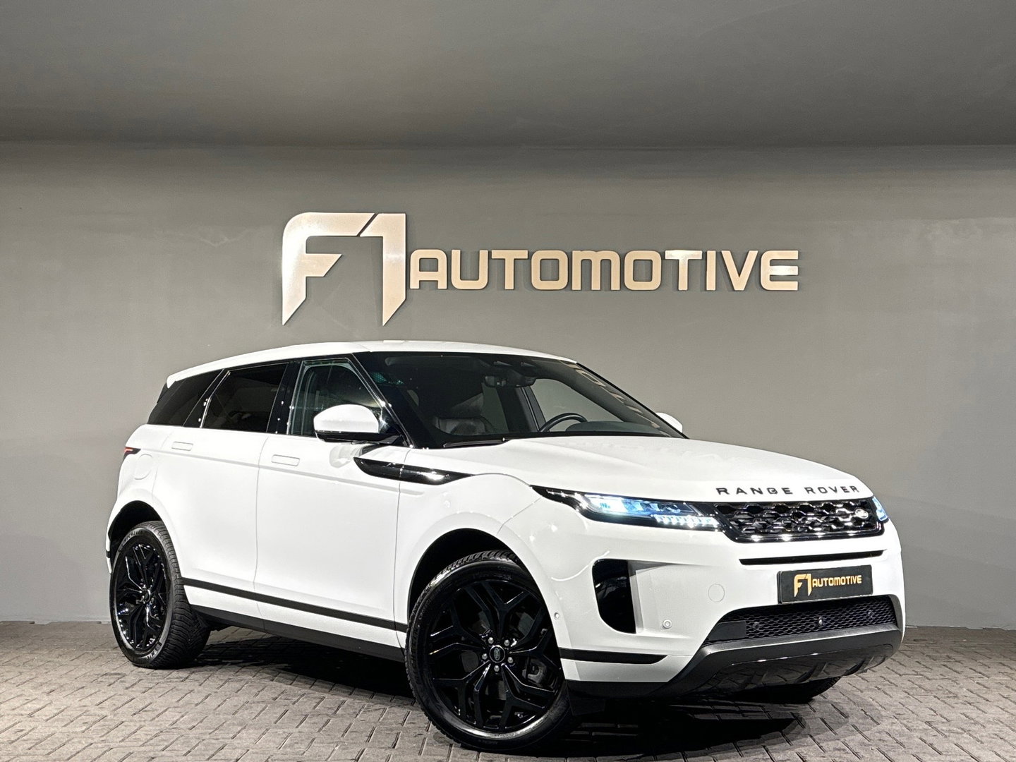 Land Rover Range Rover Evoque 1.5 P300e AWD R-Dynamic SE ACC
