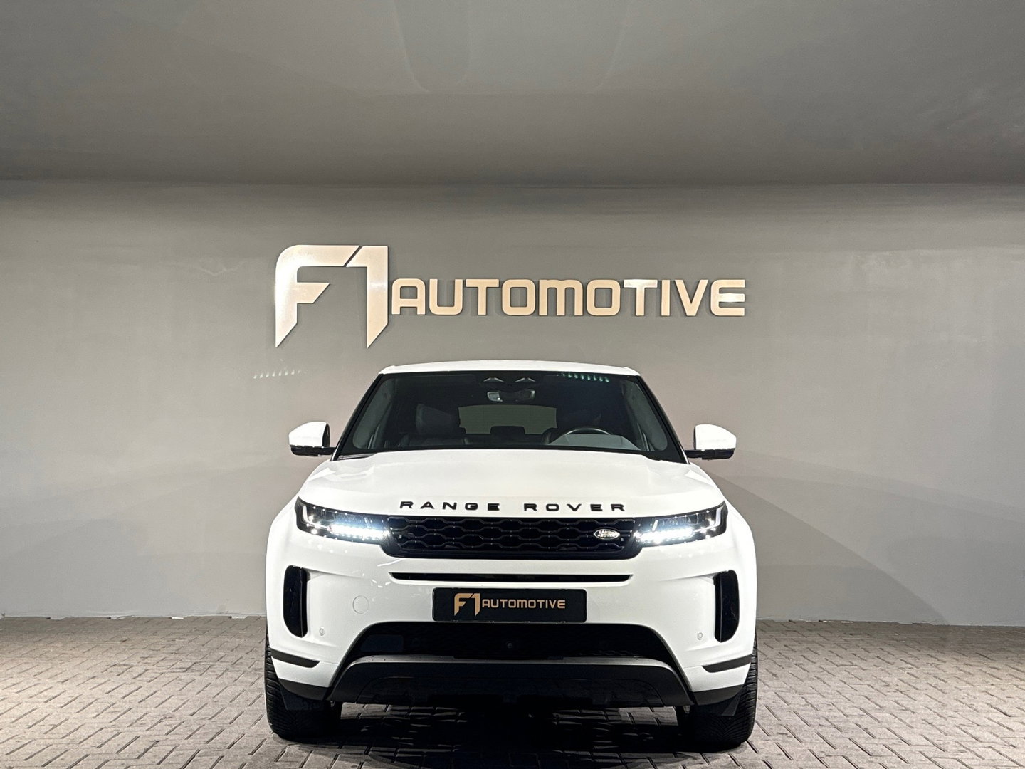 Land Rover Range Rover Evoque 1.5 P300e AWD R-Dynamic SE ACC