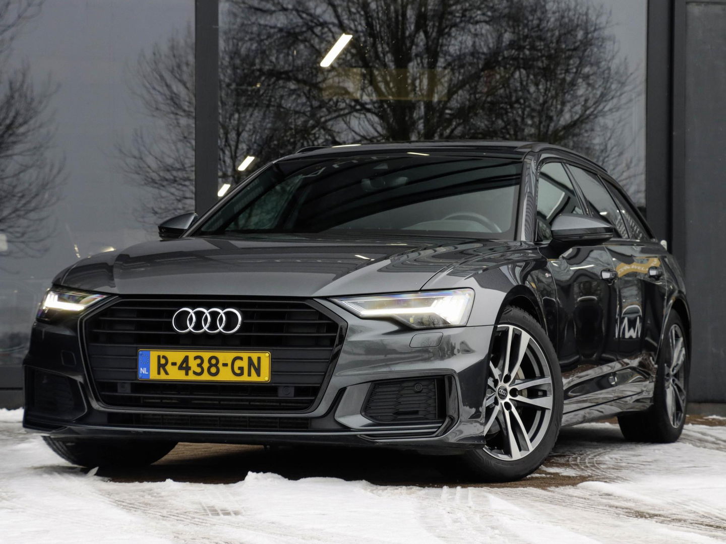 Audi A6 Avant 40 TFSI S edition 204pk Panoramadak LED Leder S Line