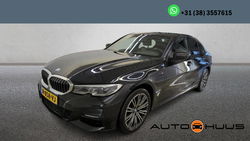 BMW 3 Serie - 320e Aut. Business Ed. Plus | Leder | Camera | Car Play |