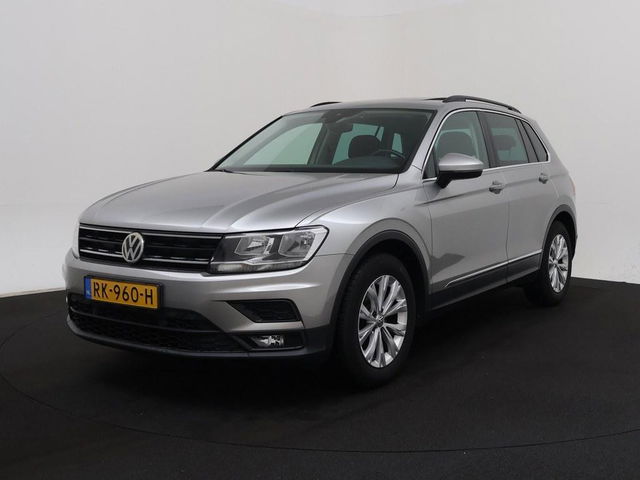 Volkswagen Tiguan - 1.4 TSI Pano/Trekhaak/Comfortstoelen/Winterpakket