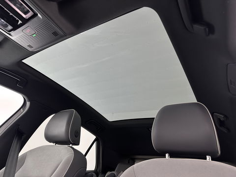 Volkswagen ID.3 First Max 58 kWh [ 3-Fase-11kW ] {SOH-92%} (INCL-BTW) *PANO | HEAD-UP | ADAPTIVE-CRUISE | FULL-LED | BLINDSPOT | CAMERA | KEYLESS | MICROFIBRE | AMBIENTLIGHT | NAVI-FULLMAP | DAB+ | ECC | HEATED-SPORTSEATS | DIGI-COCKPIT | 20"ALU*